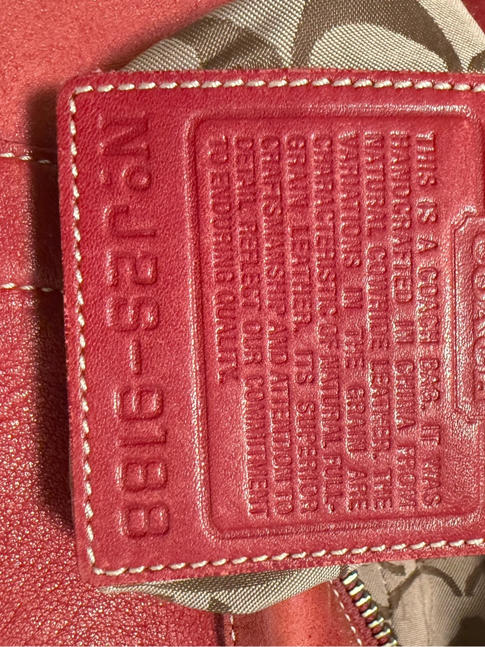 Vintage Coach Red Slim Duffle 9188. - Picture 6 of 10